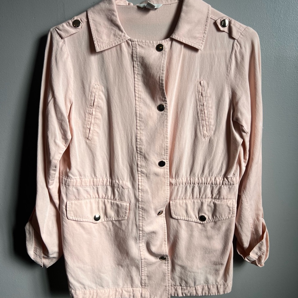 Light Pink Utility Jacket with Casual Design and Full Length Sleeves